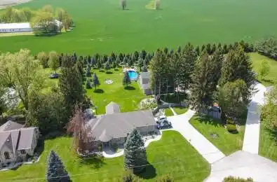 10 Evergreen Court Adelaide Metcalfe Ontario N7G 4C7