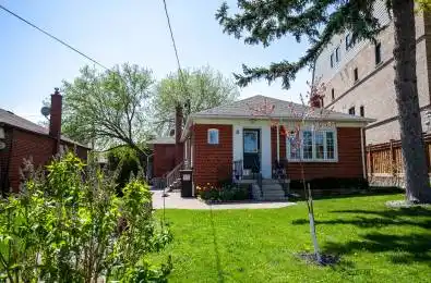 8 Acorn Avenue Unit# 3 Toronto W08 Ontario M9B 3P8