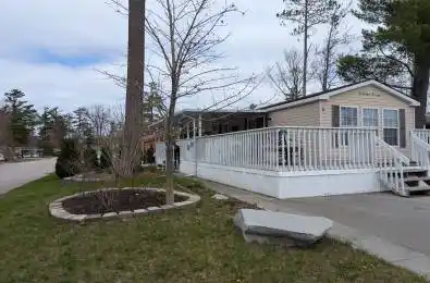 2 WHITE PINES Trail Wasaga Beach Ontario L9Z 1X7
