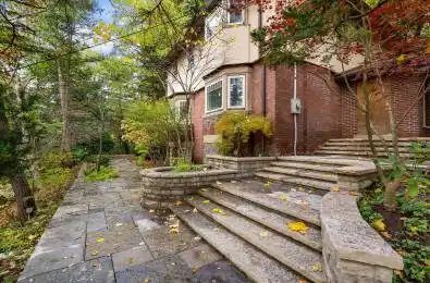 56 Roxborough Drive Toronto C09 Ontario M4W 1X1