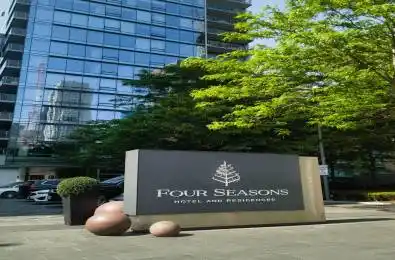 55 Scollard Street Unit# 2203 Toronto C02 Ontario M5R 0A1