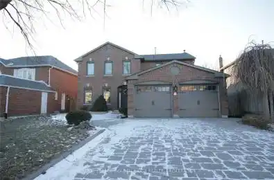 125 Aitken Circle Markham Ontario L3R 7L8