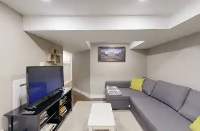 635 Christie Street Unit# Lower Toronto C02 Ontario M6G 3E6