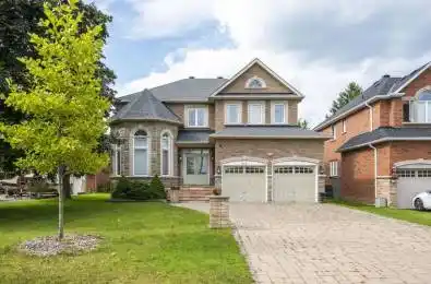 212 19th Avenue Richmond Hill Ontario L4E 3P6