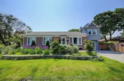 12 Rollins Place Toronto W08 Ontario M9B 3Y4