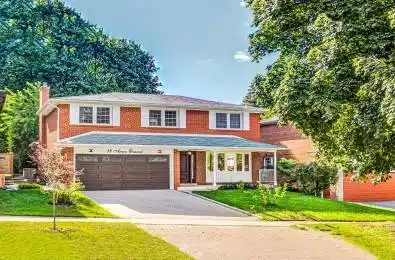 18 Arran Crescent Toronto C14 Ontario M2M 2W9