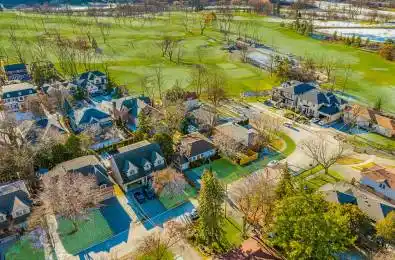 138 Perry Crescent Toronto W08 Ontario M9A 1K7