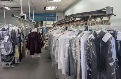 1134 Fennell Avenue Hamilton Ontario L8T 1S5