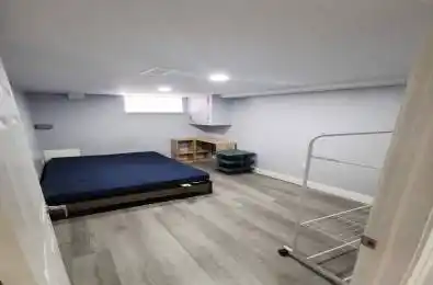 44 Robinson Street Unit# Basement Apt Toronto C01 Ontario M6J 1L2