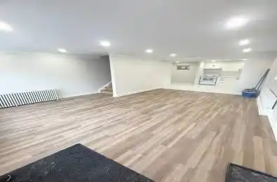 229 Lakeshore Road Unit# 2 Mississauga Ontario L5G 1G8