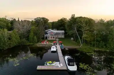 3352 Russell Drive Severn Ontario L0K 1S0