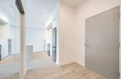 30 Upper Mall Way Unit# PH02 Vaughan Ontario L4L 0L8