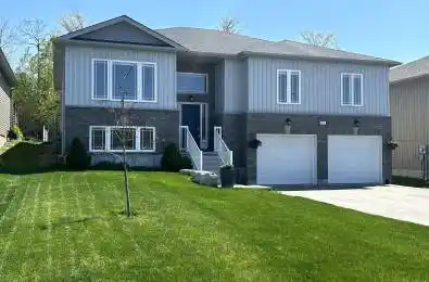 17 Ralph Dalton Boulevard Tay Ontario L0K 2A0