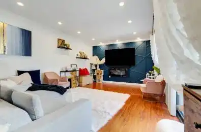97 Burrows Hall Boulevard Unit# 5 Toronto E11 Ontario M1B 1M7