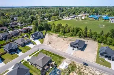 118 PHIBBS Street Lambton Shores Ontario N0N 1J0