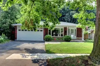 753 Fletcher Valley Crescent Mississauga Ontario L5J 2X4