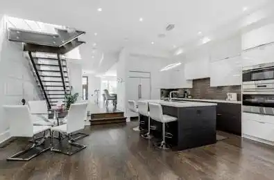 144 Castlewood Road Toronto C04 Ontario M5N 2L6