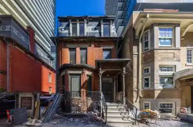 66 Charles Street Toronto C08 Ontario M4Y 2R3