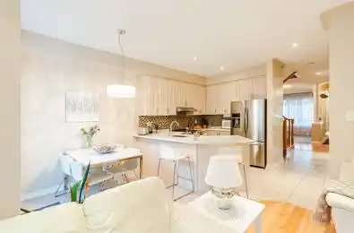 18 Stookes Crescent Richmond Hill Ontario L4E 0J4