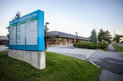 3500 Pharmacy Avenue Unit# 8 Toronto E05 Ontario M1W 2T6