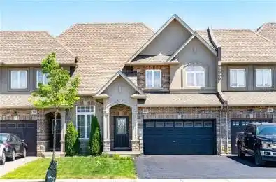 26 MADONNA Drive Hamilton Ontario L2B 2H1