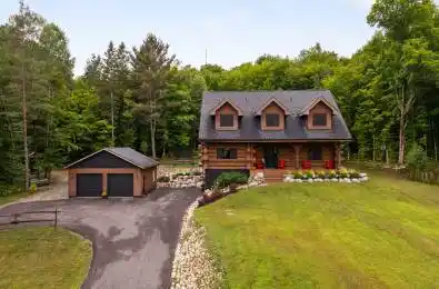 44 NORTH WASEOSA LAKE Road Huntsville Ontario P1H 2J4