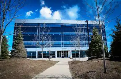 5 Via Renzo Drive Unit# 100 Richmond Hill Ontario L4S 0J6