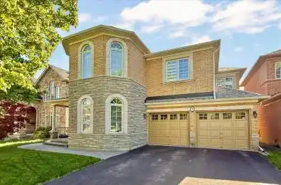 9 Frontier Drive Richmond Hill Ontario L4C 0M2