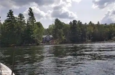 3118 Grange Avenue Severn Ontario P0E 1N0
