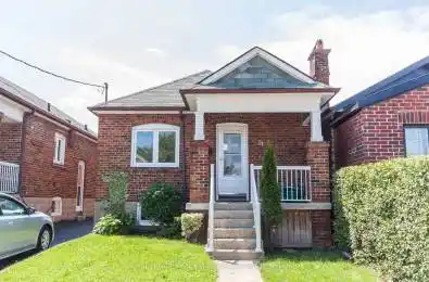 21 Belgravia Avenue Toronto W04 Ontario M6E 2M4