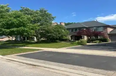 2050 Hadfield Court Burlington Ontario L7G 4A6