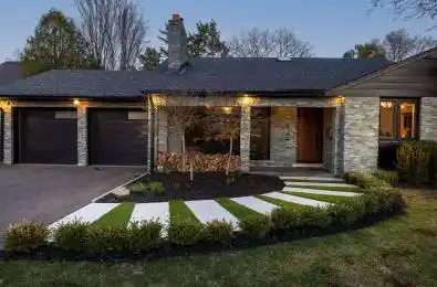 15 Ravensbourne Crescent Toronto W08 Ontario M9A 2A7