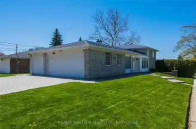 18 Olsen Drive Toronto C13 Ontario M3A 3J2