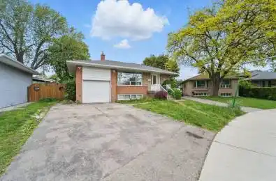 19 Robinglade Drive Toronto W08 Ontario M9B 2P9