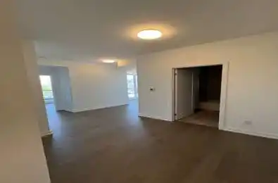 8888 Yonge Street Unit# 323 Richmond Hill Ontario L4C 5V6