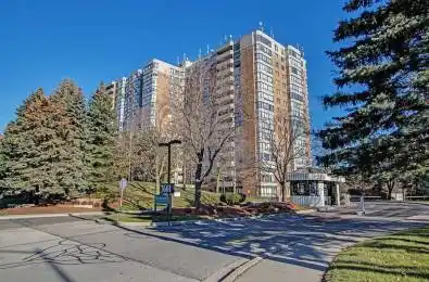 7601 Bathurst Street Unit# 912 Vaughan Ontario L4J 4H5