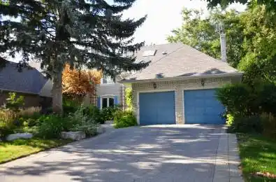 79 Hemingway Crescent Markham Ontario L3R 2S4