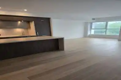 10 Inn On The Park Drive Unit# 301 Toronto C13 Ontario M3C 0P9