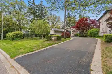 2076 Autumn Breeze Drive Mississauga Ontario L5B 1R4