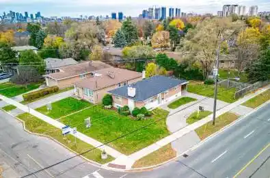 1 Blithfield Avenue Toronto C15 Ontario M2K 1X9