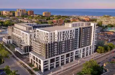 133 Bronte Road Unit# BO608 Oakville Ontario L6L 3C1