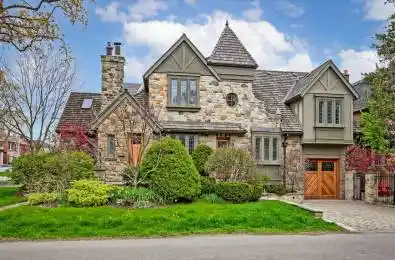 231 Grenview Boulevard Toronto W07 Ontario M8Y 3V2