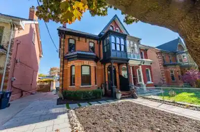 33 Beaconsfield Avenue Unit# Lower Toronto C01 Ontario M6J 3J1