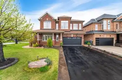 17 Platform Crescent Brampton Ontario L7A 0W5