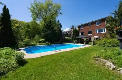 11 Ridgemoor Avenue Toronto E06 Ontario M1N 1M5