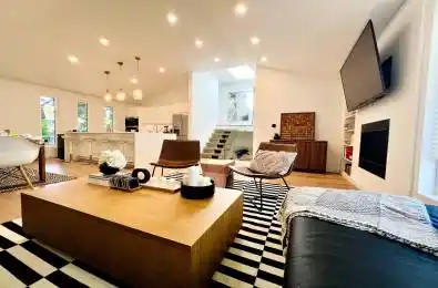 51 Castlemere Crescent Toronto E05 Ontario M1W 1K4