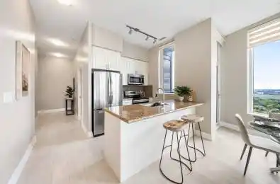 7161 YONGE Street Unit# PH10 Markham Ontario L3T 0C8