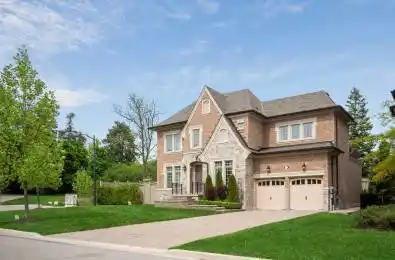 141 Annsleywood Court Vaughan Ontario L4H 4G6