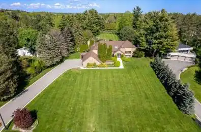 391 Woodland Acres Crescent Vaughan Ontario L6A 1G2