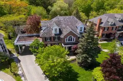 3264 Barchester Court Mississauga Ontario L5L 5Z1